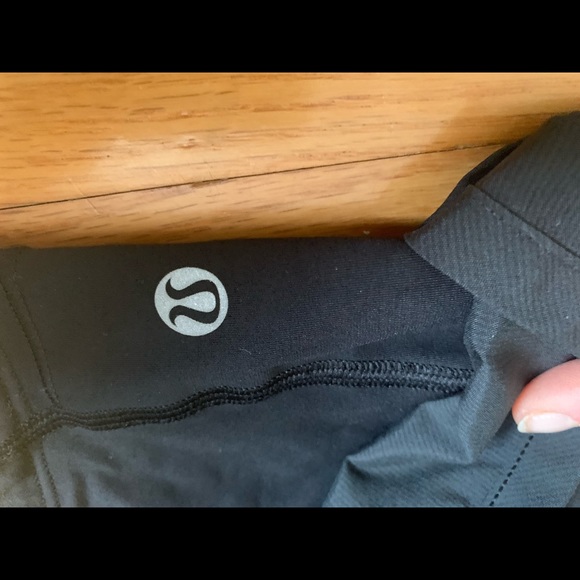 Running shorts - Picture 2 of 2